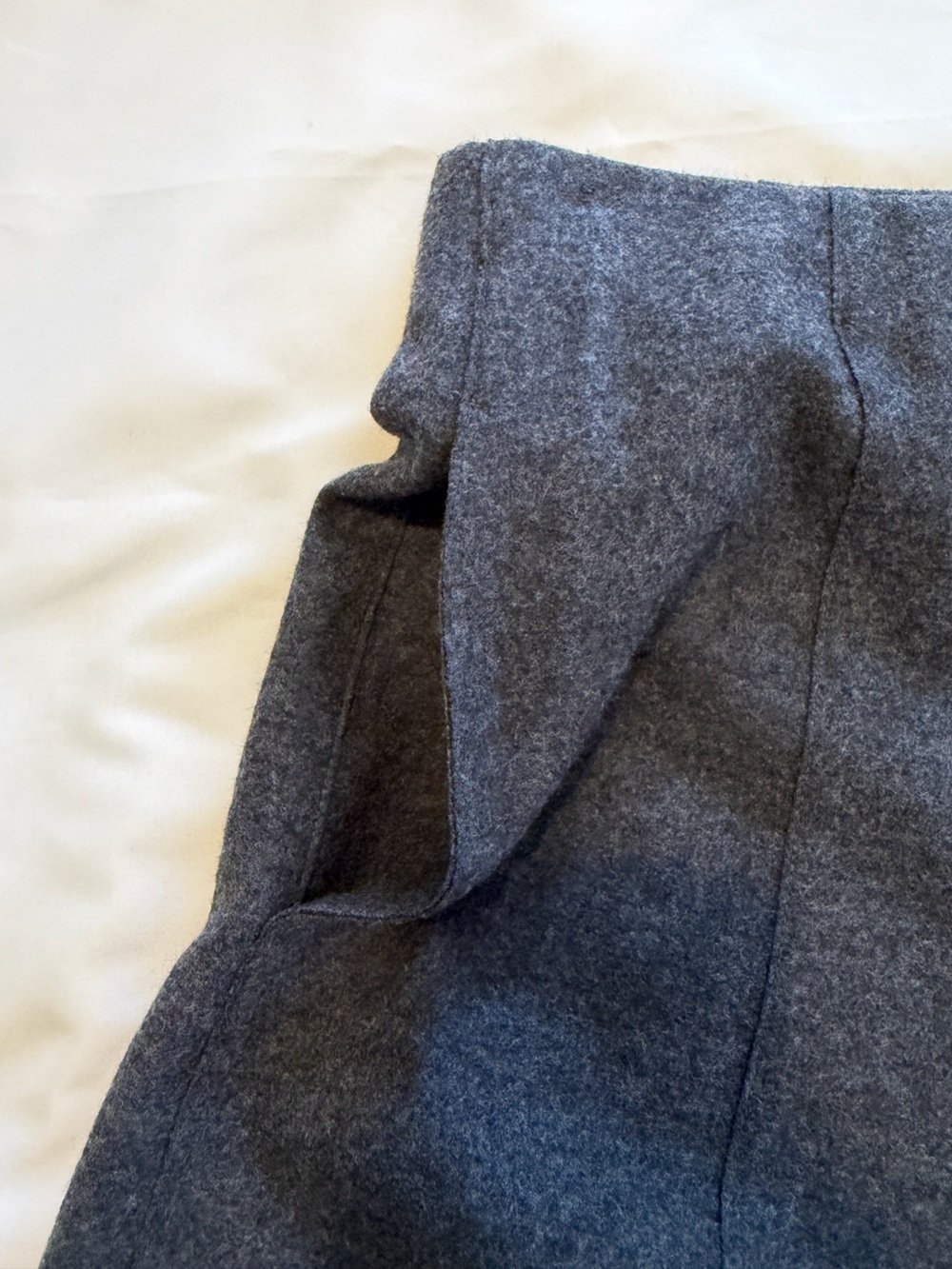 Oska 100% Wool Barrel Trousers Charcoal Grey - Picture 7 of 16